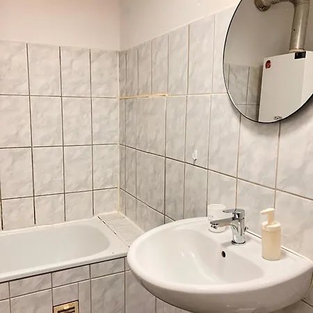 - Und Zentral Apartamento *