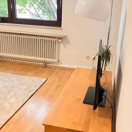 - Und Zentral Apartamento
